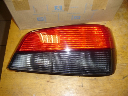 Zadn� sv�tlo 306 sedan
